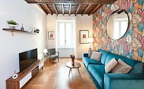 Vite Luxury Apartment
